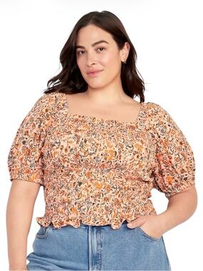 Old Navy Fitted Puff Sleeve Smocked Top